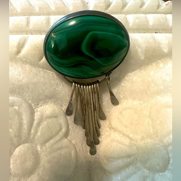 Jewelry - Malachite silver statement pendant